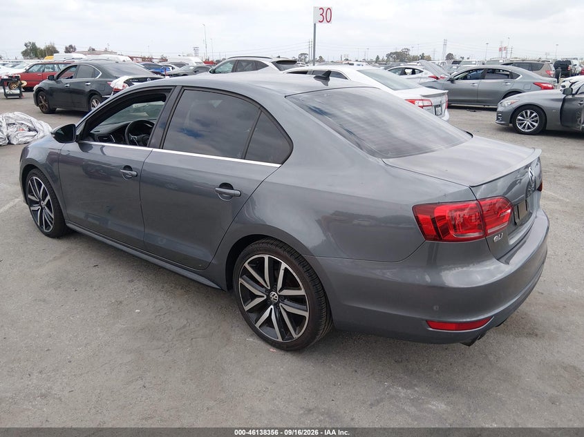 Vin: 3vw4t7aj2em388827, lot: 46638089, volkswagen jetta gli autobahn w/nav 20143