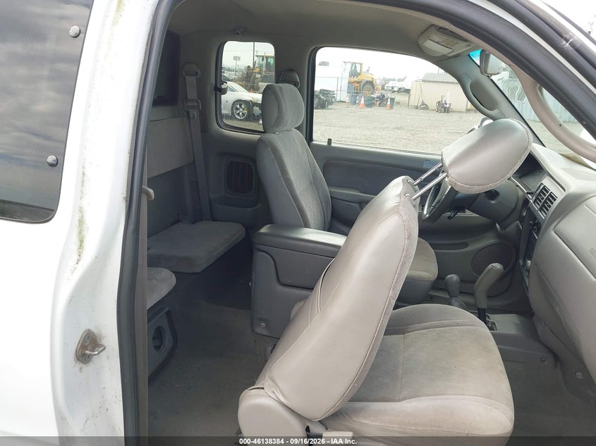 2003 TOYOTA TACOMA auction photo 8