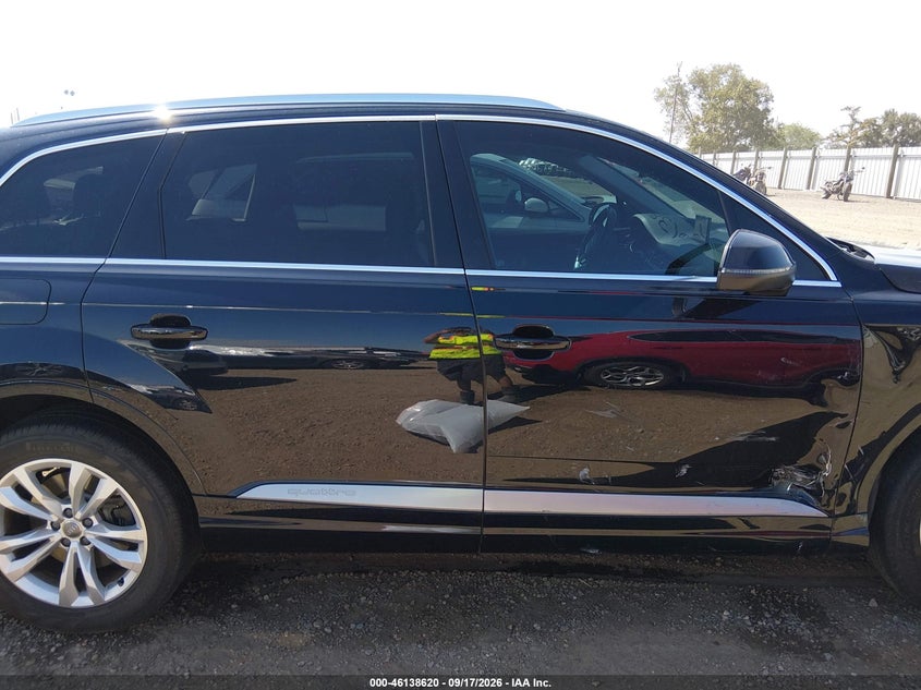 AUDI Q7 - zdjęcie 13