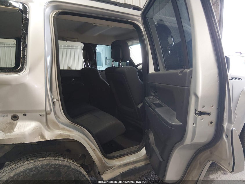 JEEP LIBERTY 2011 VIN 1J4PN2GK6BW586605
