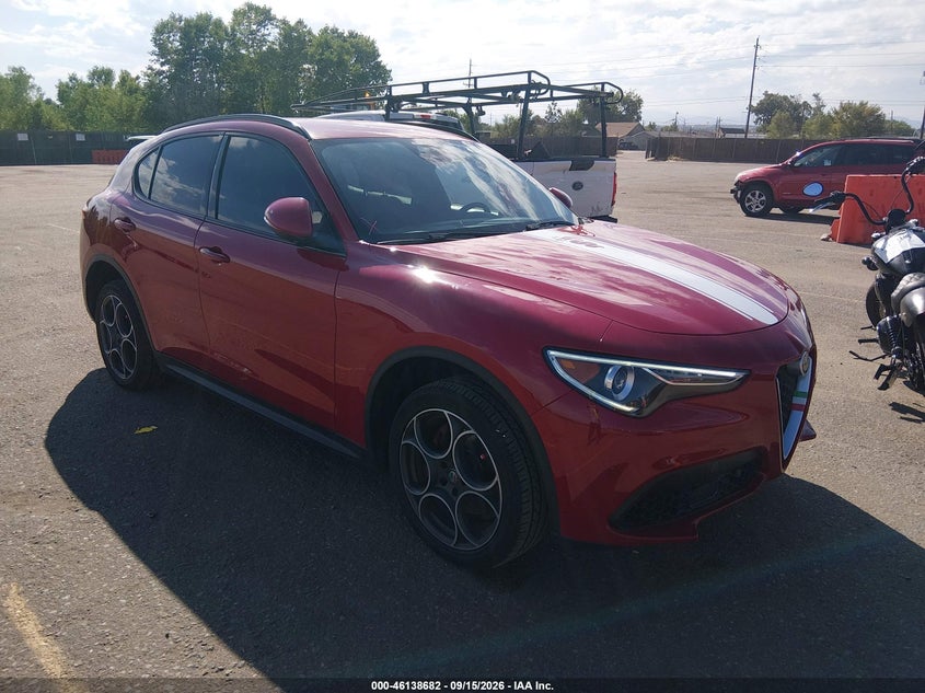 Vin: zasfaknn8j7b90296, lot: 46638416, alfa romeo stelvio ti sport awd 2018 img_1