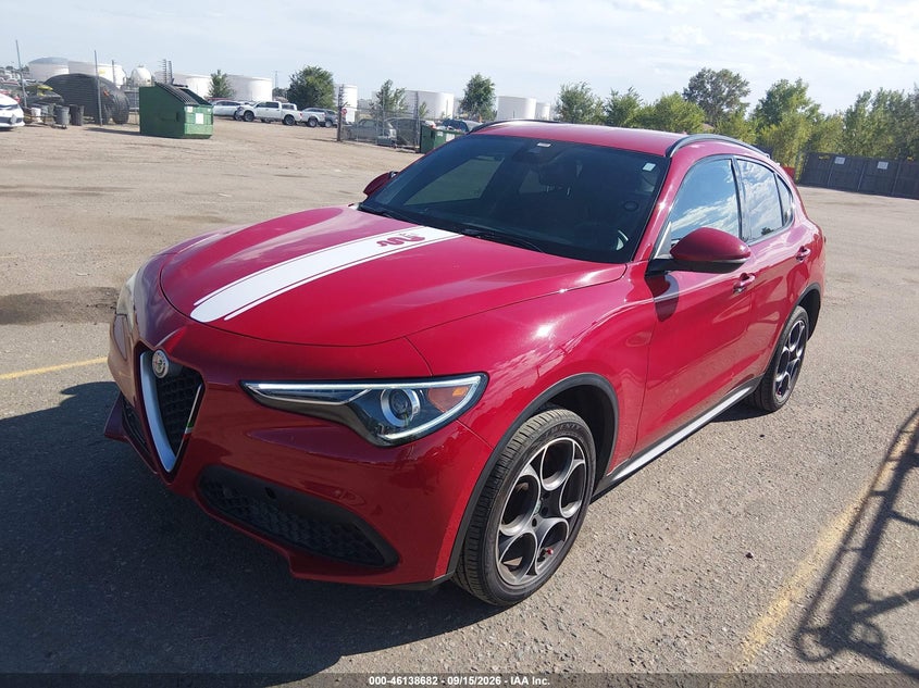 Vin: zasfaknn8j7b90296, lot: 46638416, alfa romeo stelvio ti sport awd 20182