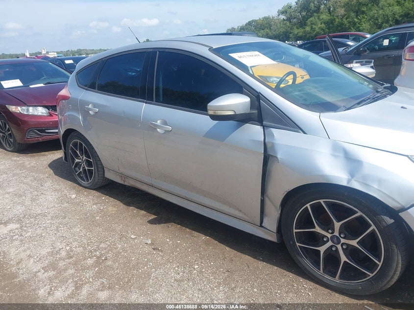 2015 FORD FOCUS auction photo 6