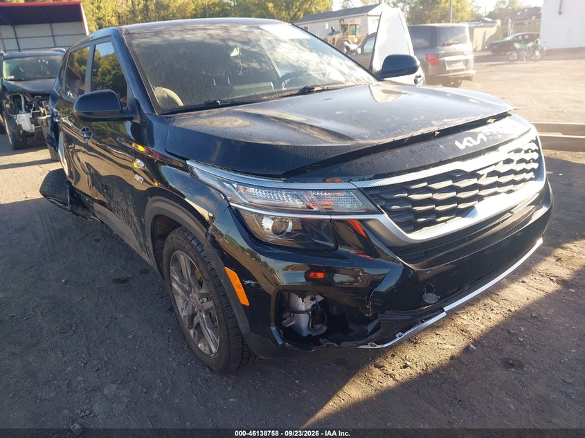 2023 KIA SELTOS LX · Фото 6