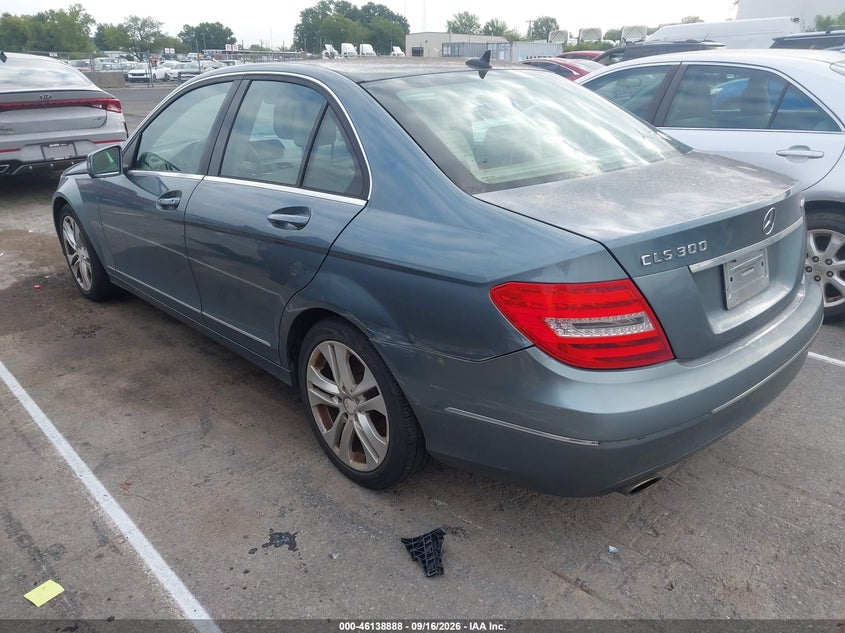 2012 MERCEDES-BENZ C 300 auction photo 3