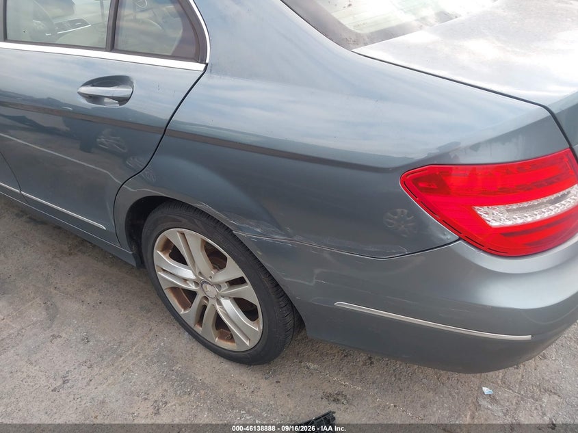 2012 MERCEDES-BENZ C 300 auction photo 6