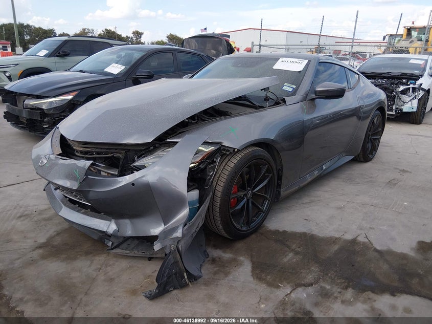 Vin: jn1bz4bh6pm310913, lot: 46638726, nissan z performance auto 20232
