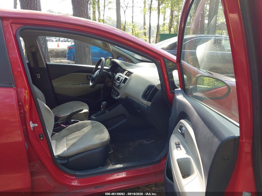 2013 KIA RIO auction photo 5