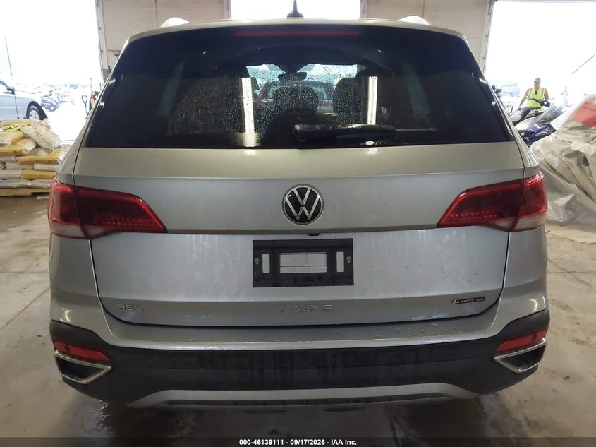 2024 VOLKSWAGEN TAOS 1.5T SEL · Фото 16