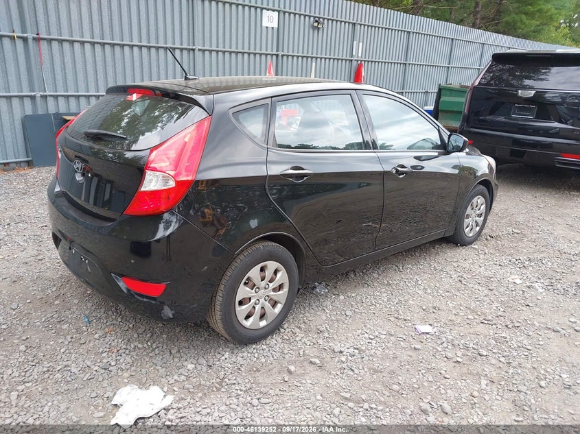 2015 HYUNDAI ACCENT auction photo 4