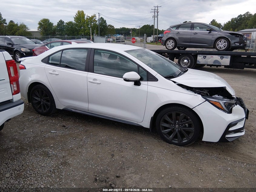 TOYOTA COROLLA - zdjęcie 13