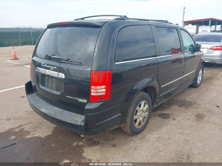 Vin: 2a4rr5d13ar404389, lot: 46639092, chrysler town & country touring 20104