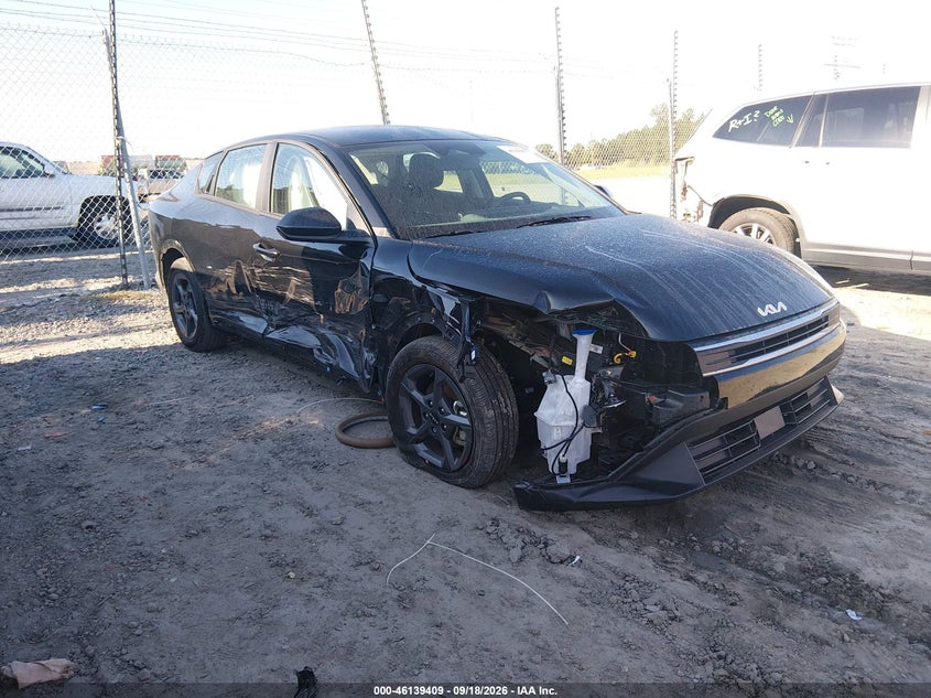 Vin: 3kpft4de6se197216, lot: 46639143, kia k4 lxs 2025 img_1