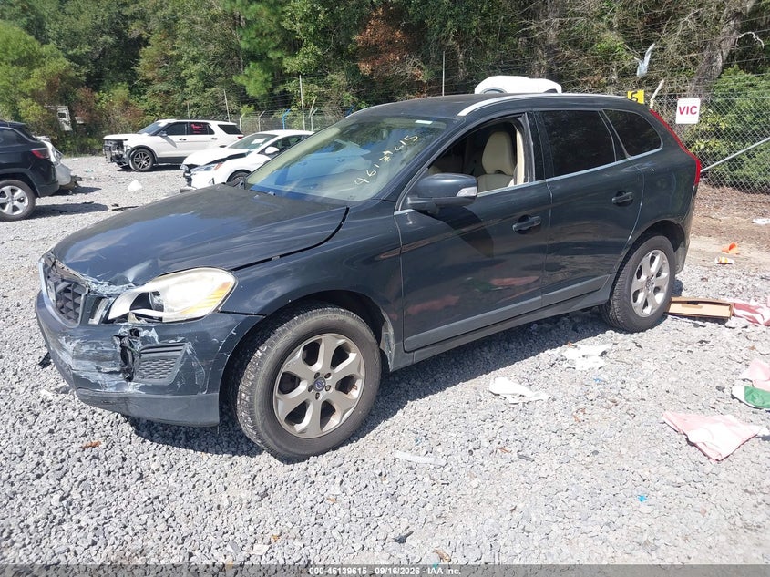 VOLVO XC60 2013 VIN YV4952DL4D2413071