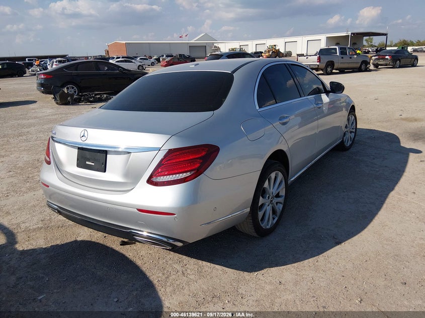 Vin: wddzf4jb2ha229837, lot: 46639355, mercedes-benz e 300 20174
