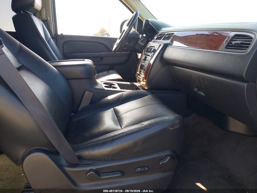2013 CHEVROLET TAHOE auction photo 5