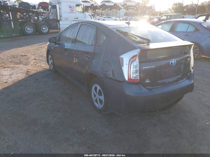 Vin: jtdkn3du1c1562268, lot: 46639507, toyota prius three 20123