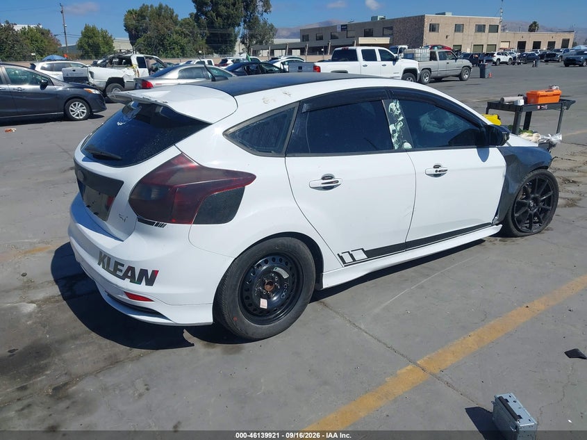 FORD FOCUS ST 2014 VIN 1FADP3L93EL238123