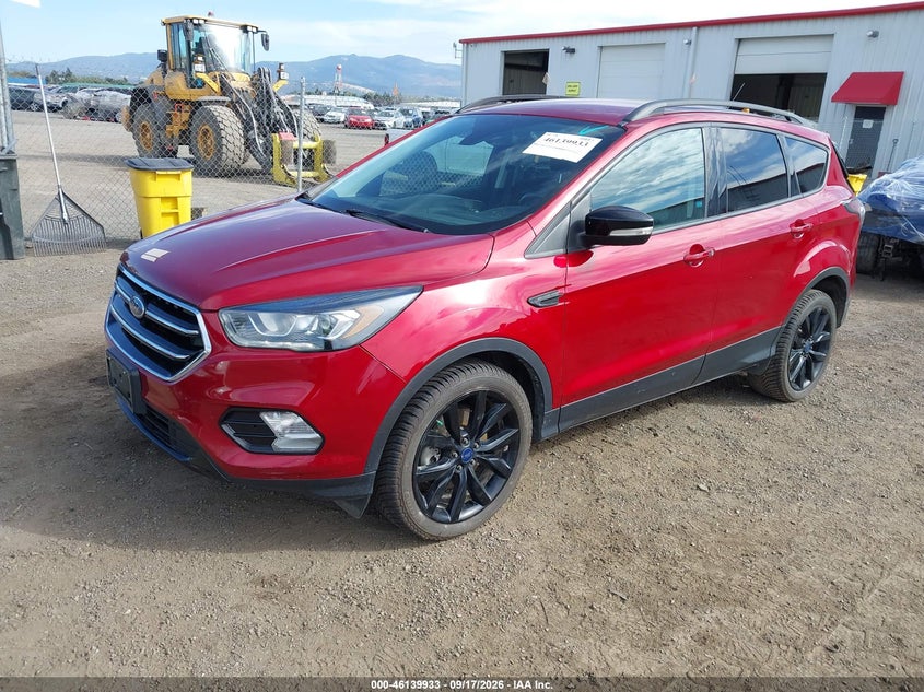 Vin: 1fmcu0j92hua61929, lot: 46639667, ford escape titanium 20172