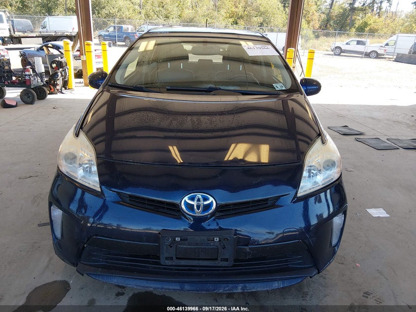 2014 TOYOTA PRIUS FOUR · Фото 12