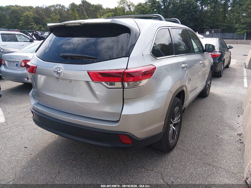 2019 TOYOTA HIGHLANDER auction photo 4
