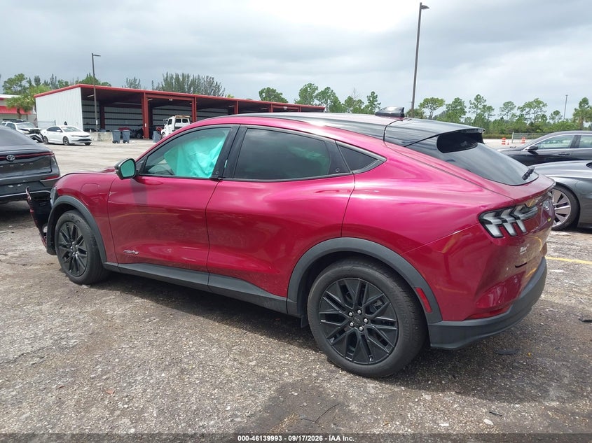 FORD MUSTANG MACH-E - zdjęcie 3