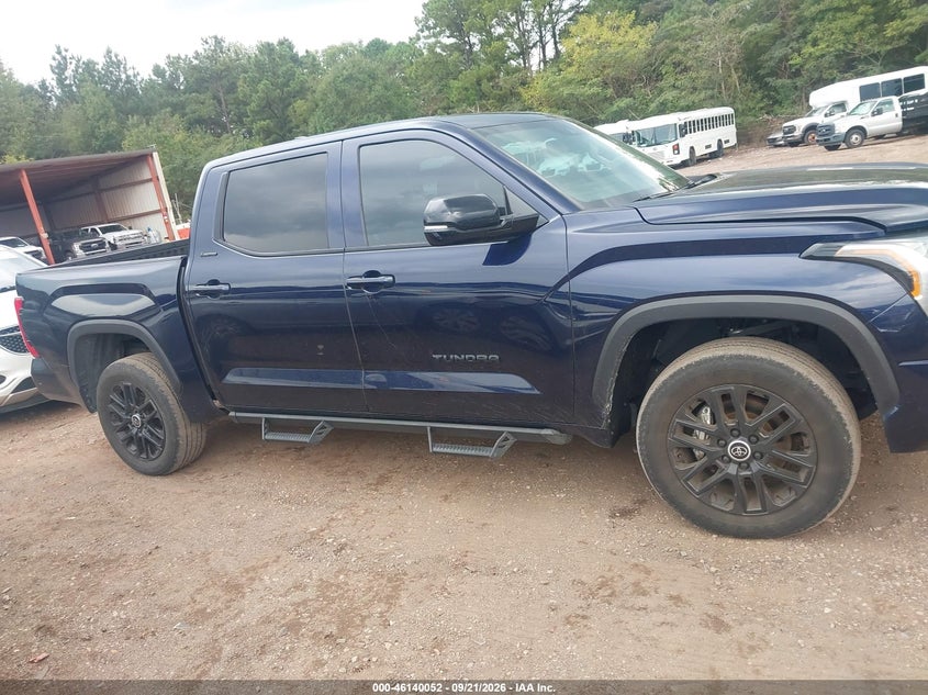 TOYOTA TUNDRA - zdjęcie 13