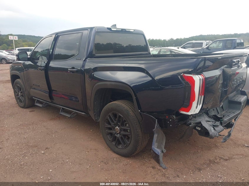TOYOTA TUNDRA - zdjęcie 3