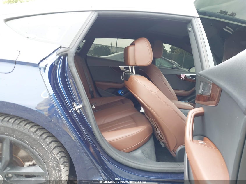 AUDI A5 - zdjęcie 8