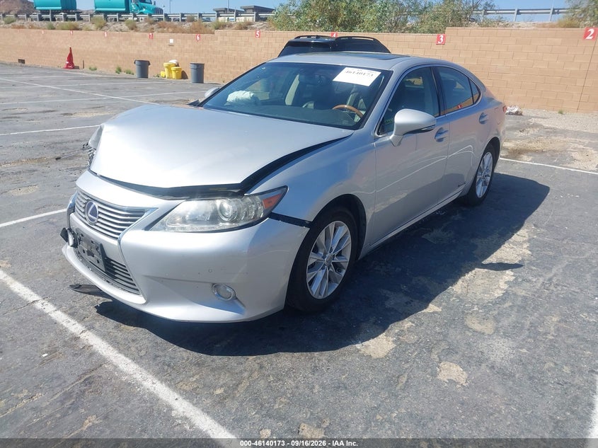 Vin: jthbw1gg2d2033753, lot: 46639907, lexus es 300h 20132