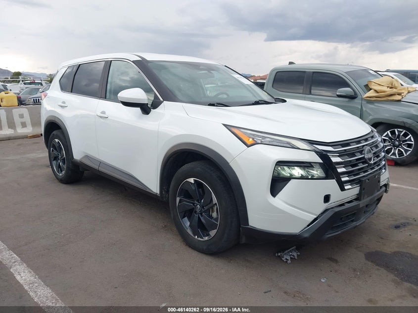 Vin: 5n1bt3bb7rc686657, lot: 46639996, nissan rogue sv intelligent awd 2024 img_1