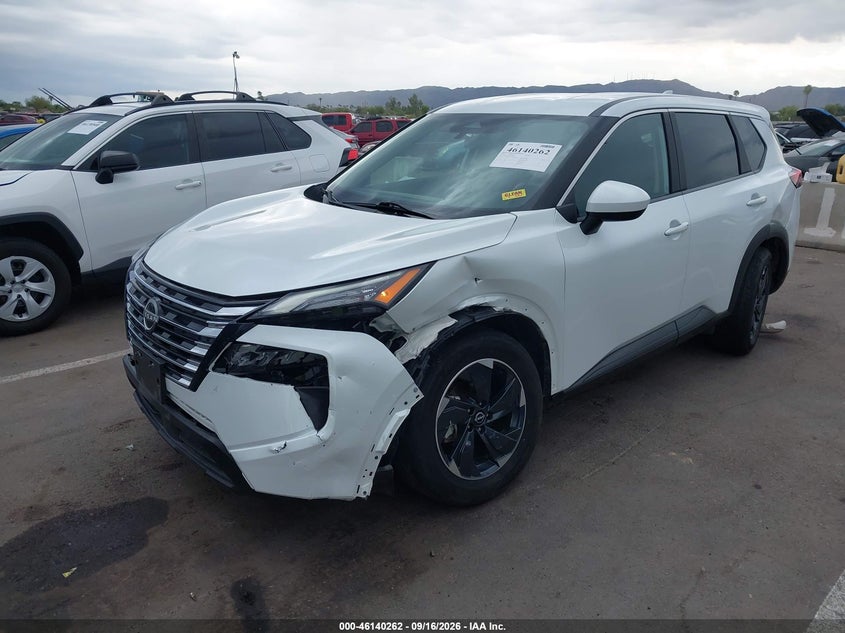 Vin: 5n1bt3bb7rc686657, lot: 46639996, nissan rogue sv intelligent awd 20242