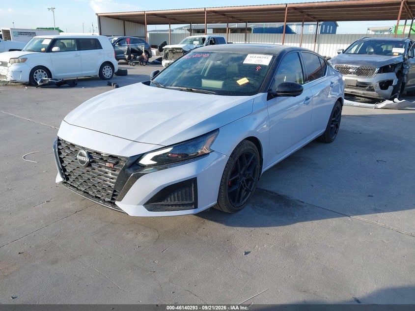 2023 Nissan Altima Sr Vc-Turbo Fwd, Rear, IAAI, VIN 1N4AL4CV8PN414267 — photo 2