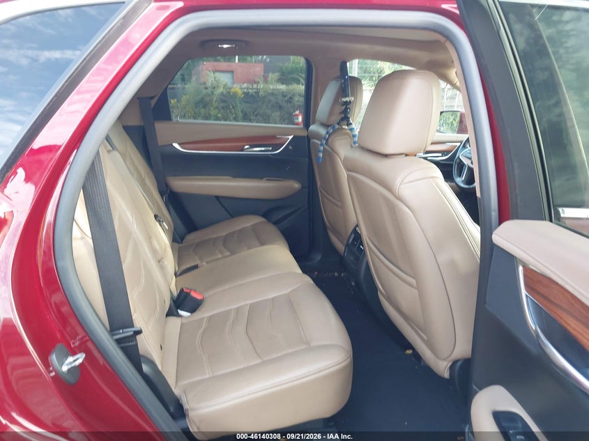 CADILLAC XT5 2017 VIN 1GYKNFRS4HZ185284