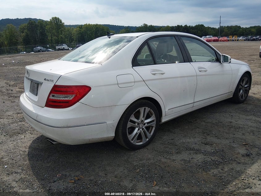 Vin: wddgf8ab8dr247608, lot: 46640050, mercedes-benz c 300 luxury 4matic 20134