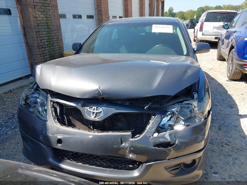 2011 TOYOTA CAMRY SE V6 · Фото 12