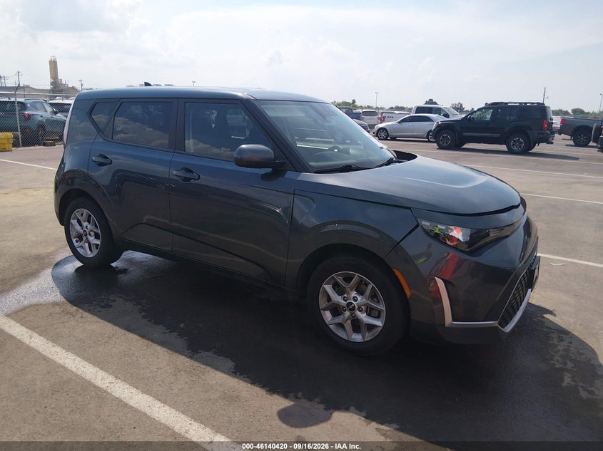 Vin: kndj23au4p7205680, lot: 46640154, kia soul lx 2023 img_1