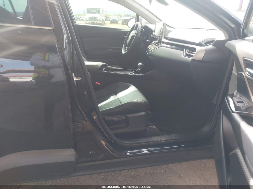 TOYOTA C-HR 2020 VIN JTNKHMBX2L1090118
