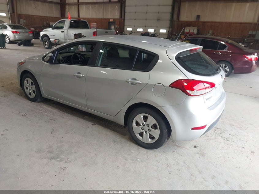 2017 KIA FORTE auction photo 3