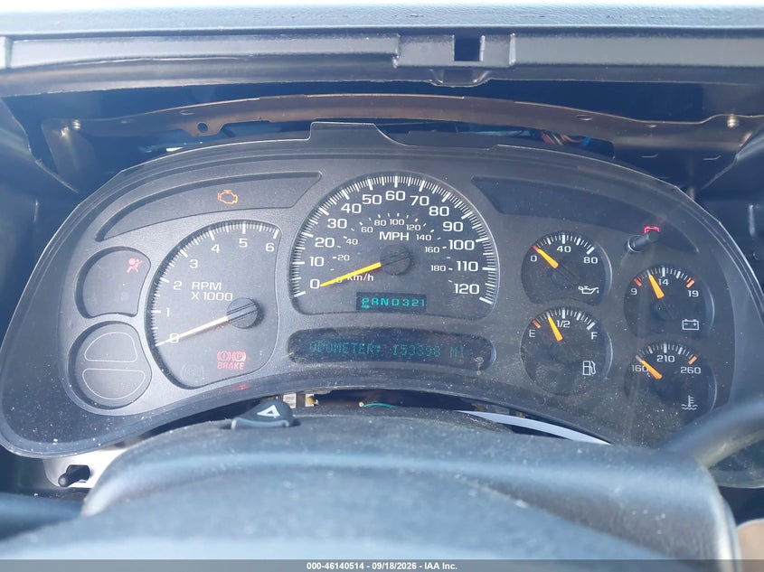 2004 CHEVROLET SUBURBAN 1500 auction photo 7