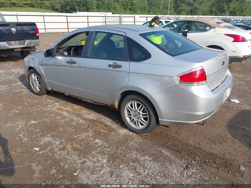 Vin: 1fahp3fn9bw200951, lot: 46640283, ford focus se 20113