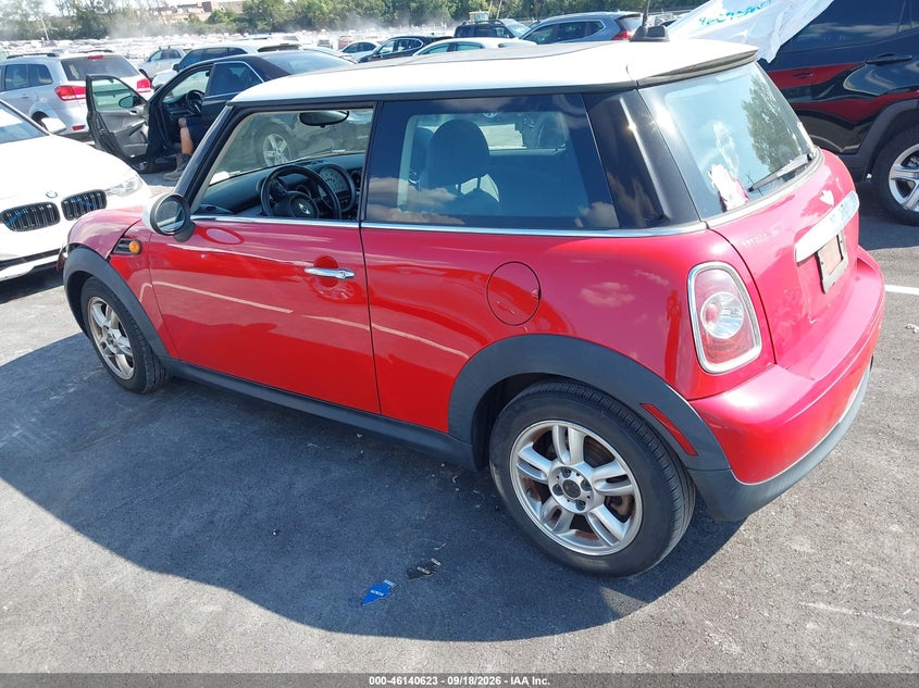 2013 MINI HARDTOP auction photo 3