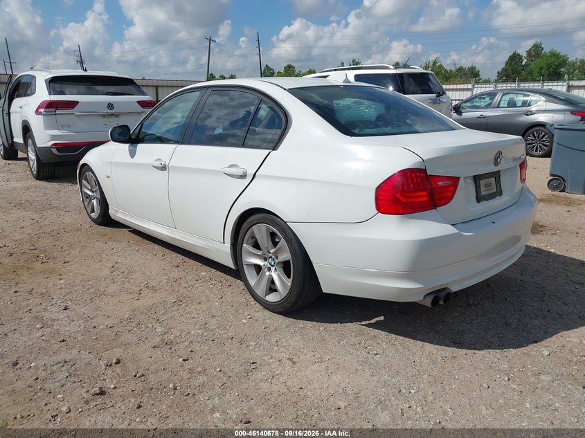 Vin: wbaph7c51be131092, lot: 46640410, bmw 328i 20113