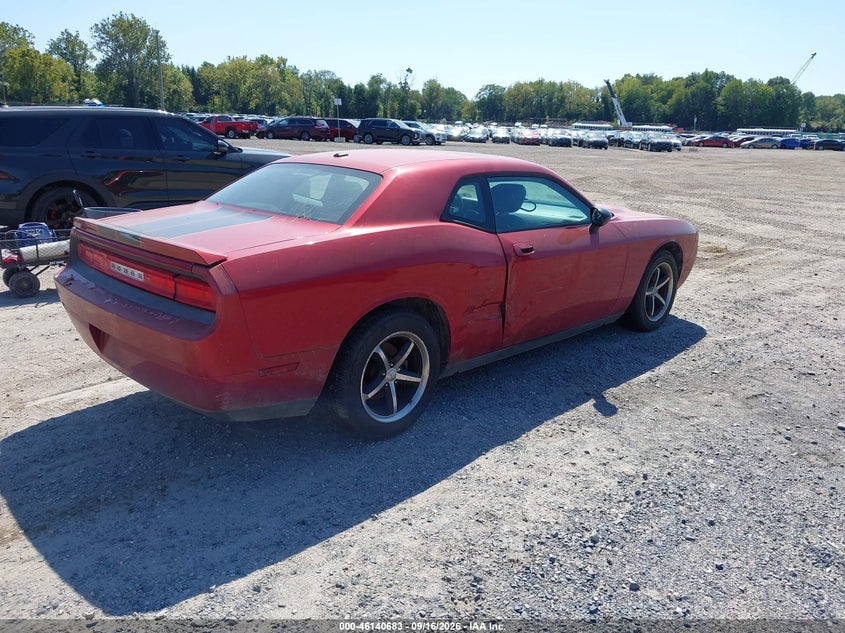 2010 DODGE CHALLENGER auction photo 4