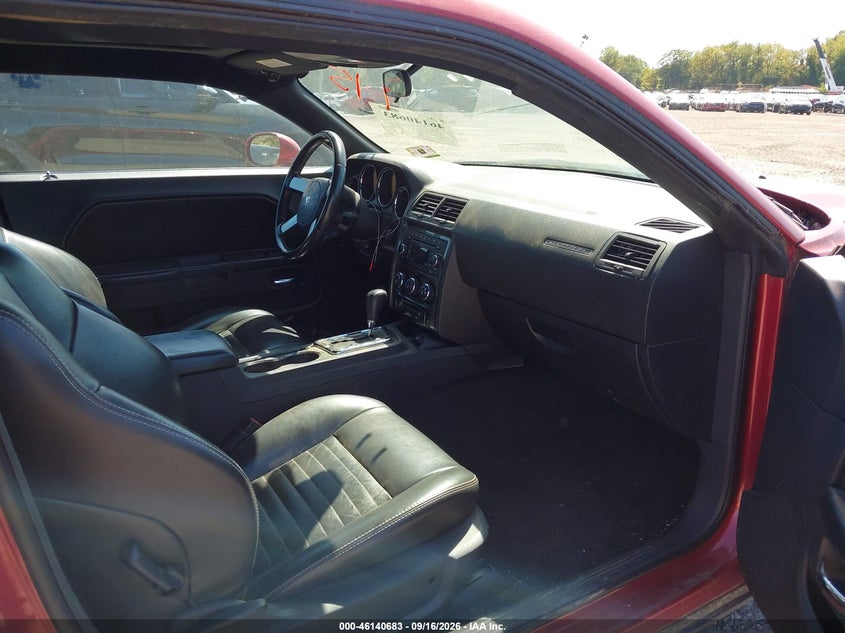 2010 DODGE CHALLENGER auction photo 5