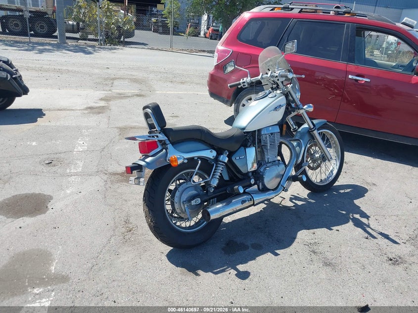 SUZUKI LS650 2011