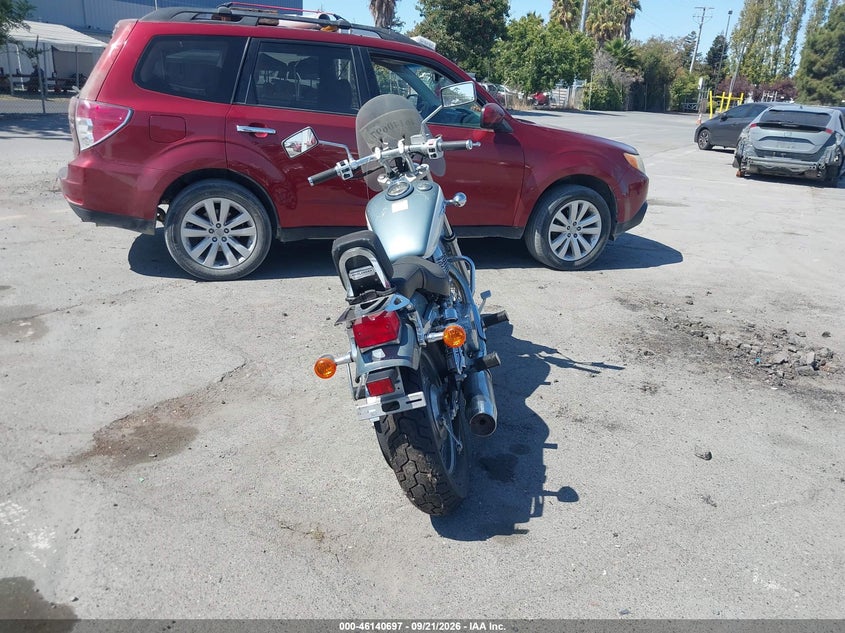 SUZUKI LS650 2011