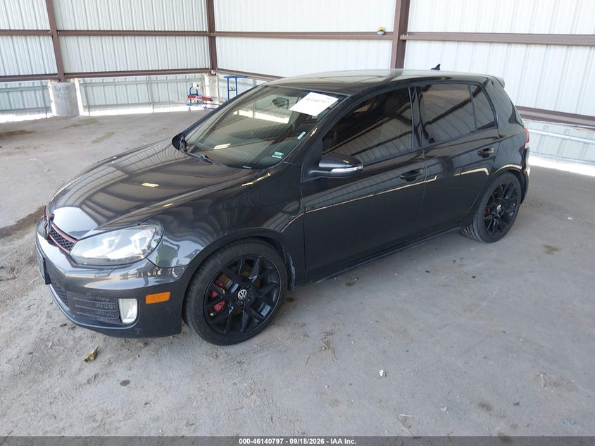 2013 VOLKSWAGEN GTI DRIVERS EDITION · Фото 2
