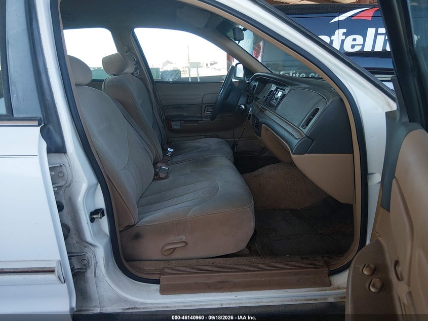 FORD CROWN VICTORIA 1996 VIN 2FALP7362TX107578