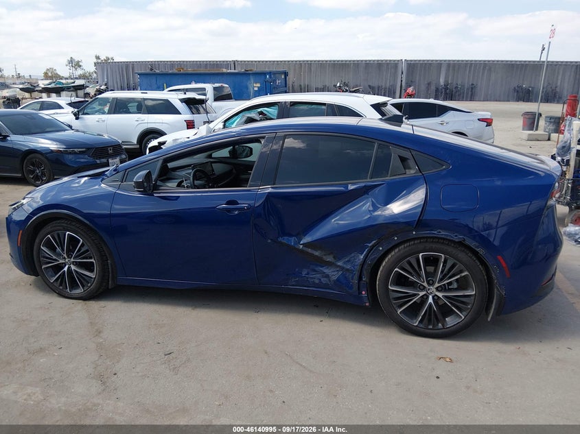 TOYOTA PRIUS - zdjęcie 14